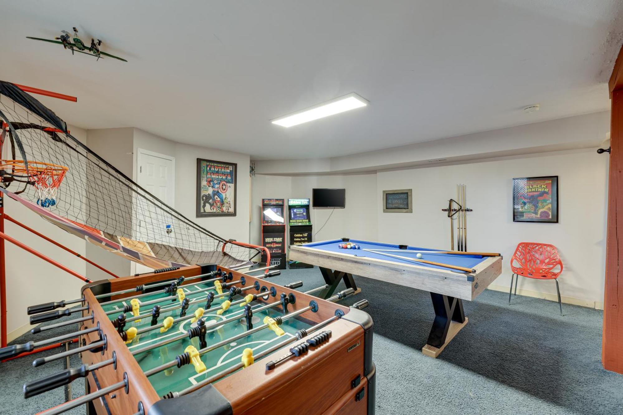 Unique Roundhouse: Hot Tub-Game Room-Firepit&More! Bushkill Extérieur photo
