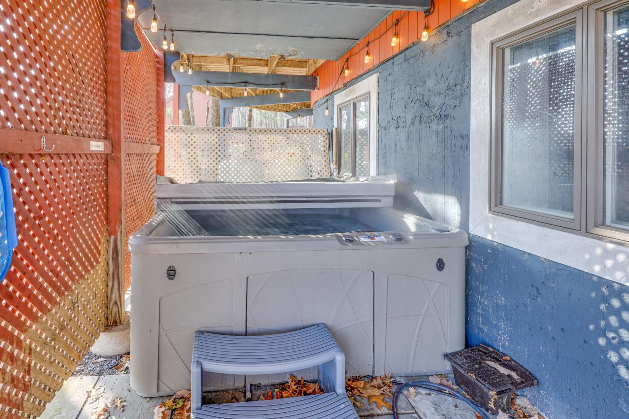 Unique Roundhouse: Hot Tub-Game Room-Firepit&More! Bushkill Extérieur photo